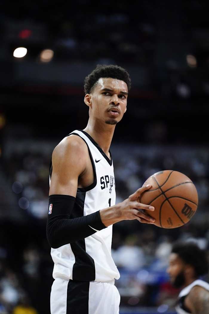 San Antonio Spurs forward Victor Wembanyama (1) competes against the Charlotte Hornets during the first half at Thomas & Mack Center.